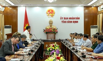 Đoàn công tác Dự án Việt Nam – Hàn Quốc hợp tác khắc phục hậu quả bom mìn sau chiến tranh làm việc với tỉnh Bình Định