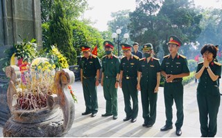 VNMAC tổ chức dâng hương tưởng niệm các anh hùng liệt sĩ nhân kỷ niệm 75 năm Ngày Thương binh liệt sĩ (27/2/1947 - 27/7/2022)