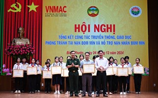 Hội nghị tổng kết hoạt động truyền thông phòng tránh tai nạn bom mìn tại tỉnh Bình Phước năm 2024